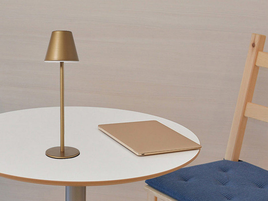 Cordless LED Table Lamp