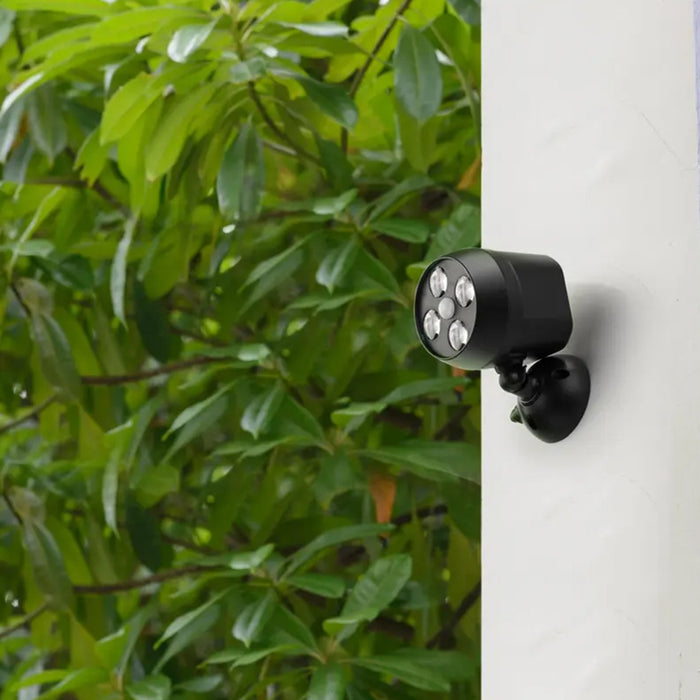 Battery Powered Wall Mounted Motion Sensor LED Light