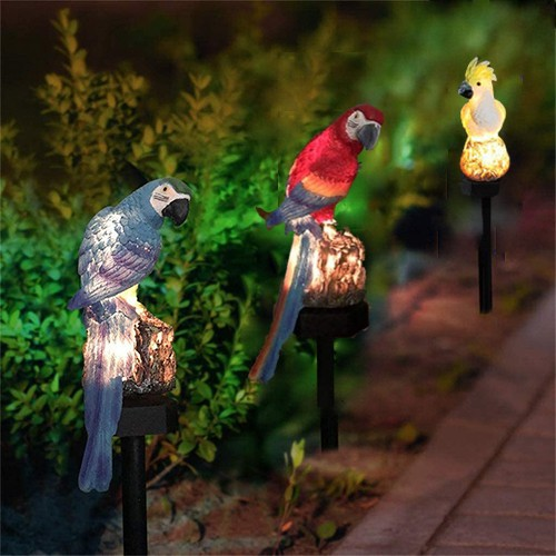 Solar Outdoor Parrot Garden Light