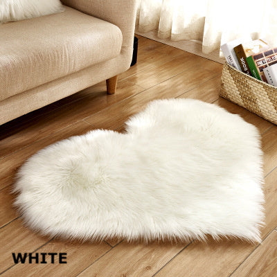 Soft Heart Shaped Bedroom Floor Mat