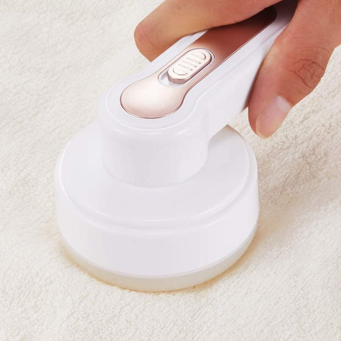 USB Rechargeable Hygienic Fabric Fluff Hairball Remover